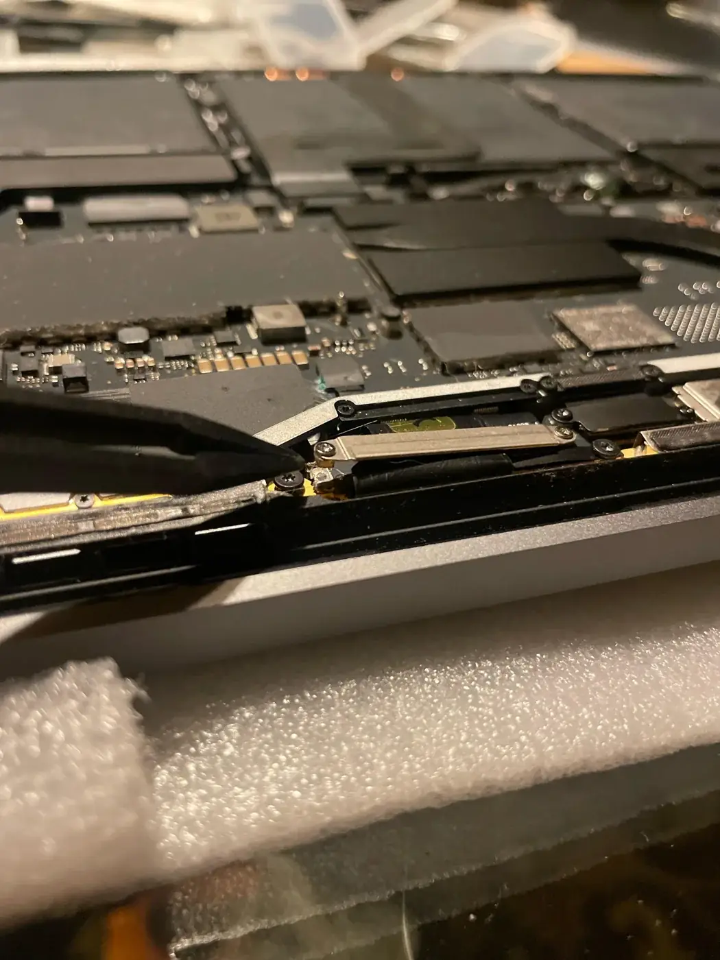 MacBook display repair
